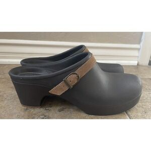 Crocs 203631 Sarah Clog Espresso Croslite Standard Fit Shoes Women's Size 11